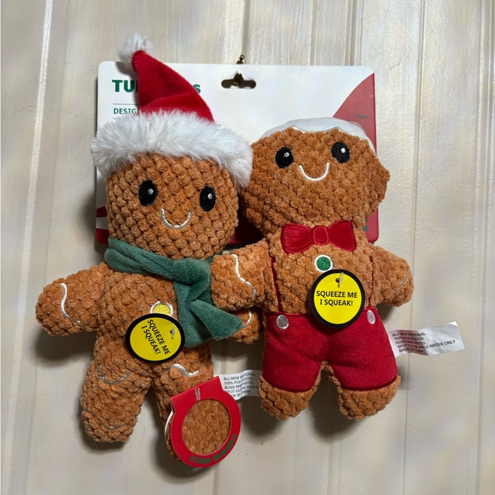 Jmle  tuff Very Durable Set Of Gingerbread 6 & 7.5” Dog Toy With Squeaker